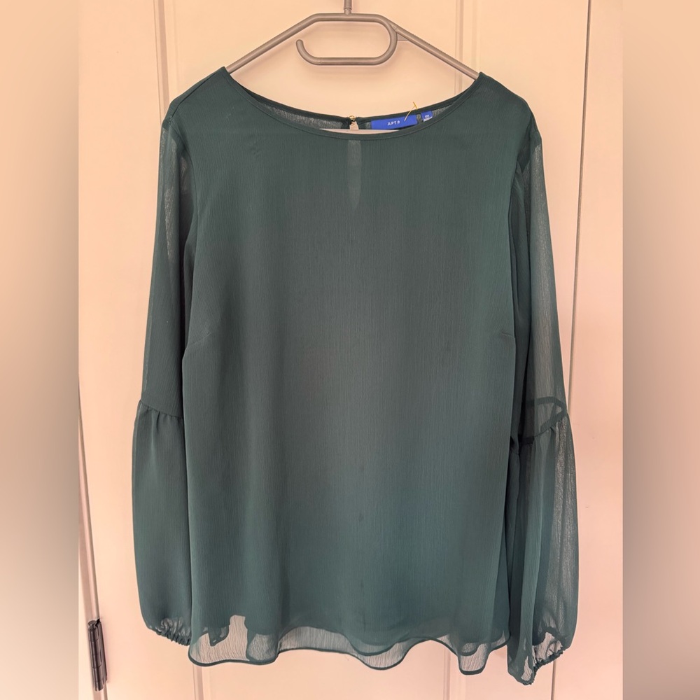 Apt. 9 Green Bell Sleeve Blouse Relaxed Fit
